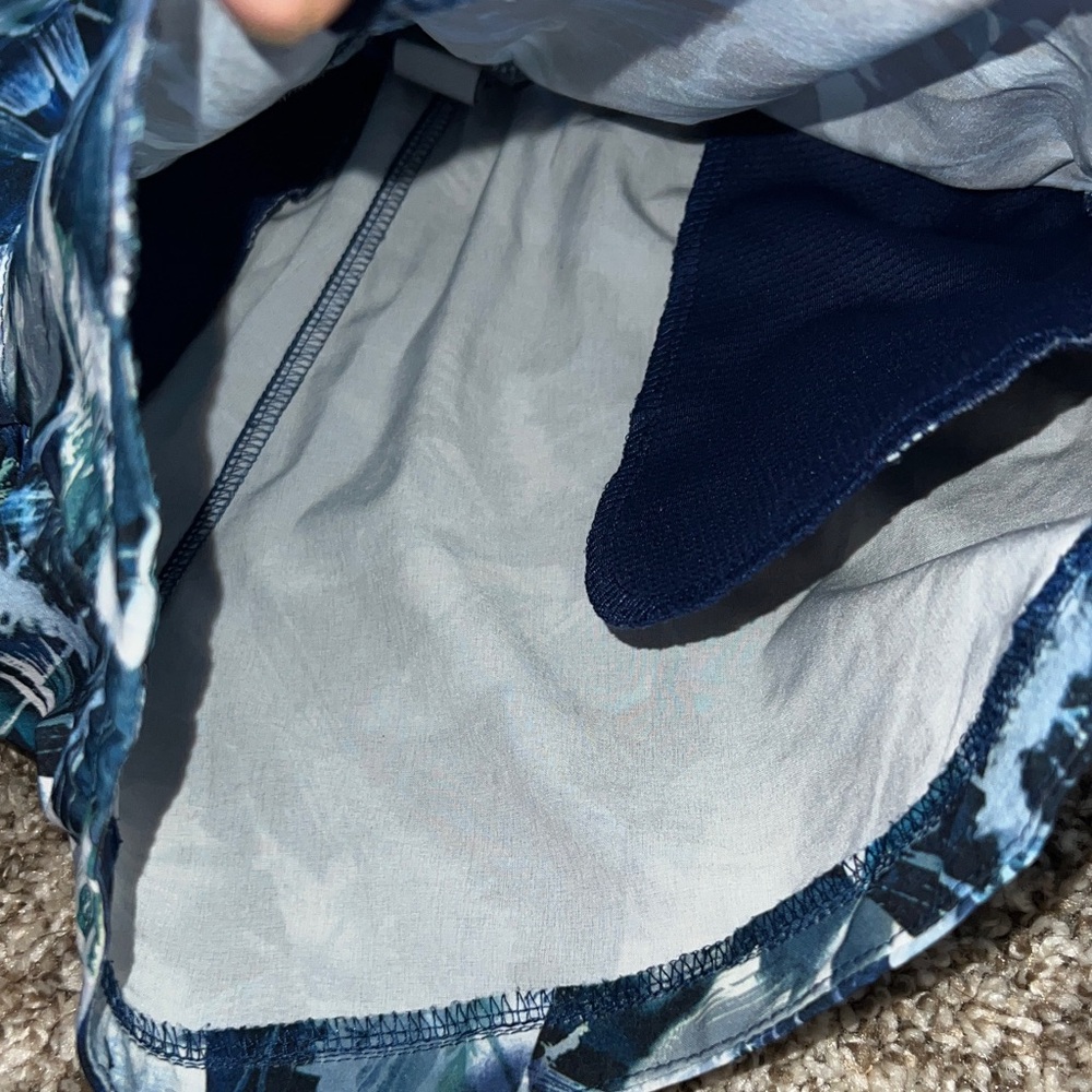 Athleta Girls ALL PLAY 3” Tropical Blue Floral Shorts - Picture 7 of 8